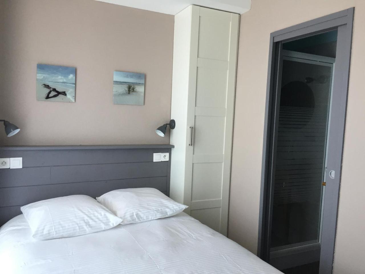 Le Cannier Hotel Ла-Сейн-сюр-Мер Екстер'єр фото